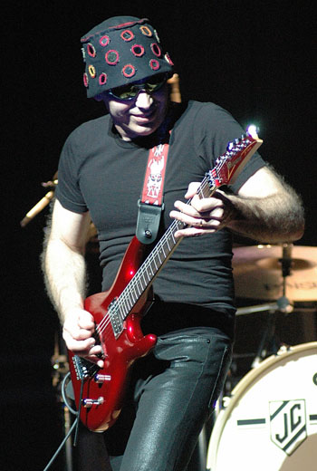 Joe Satriani