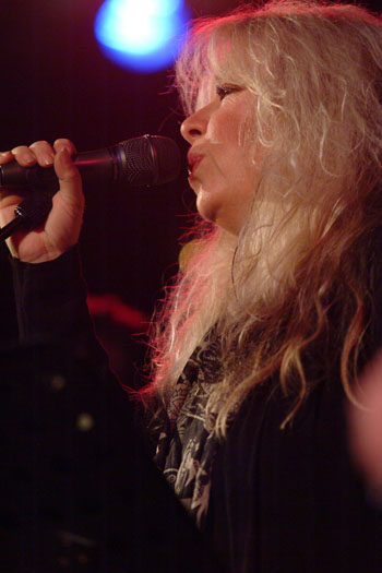 Judie Tzuke, photo by Noel Buckley